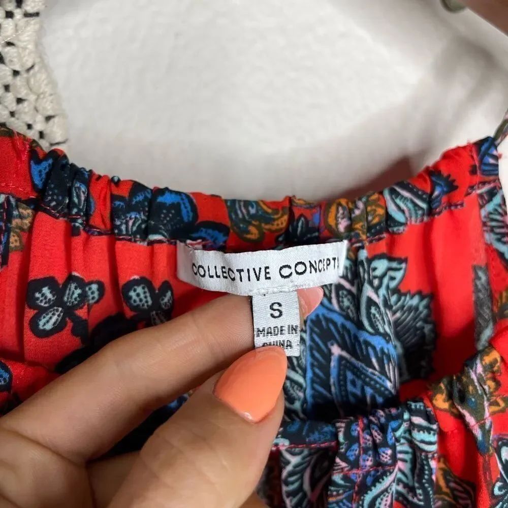 Collective Concepts Red Floral Top - Picture 2 of 6